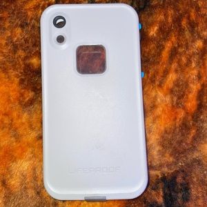 iPhone XR LifeProof Case